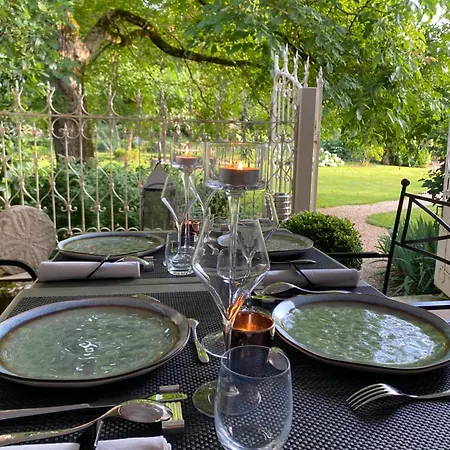 Alojamento de Acomodação e Pequeno-almoço Manoir La Barriere - Lot Le Vigan (Lot)