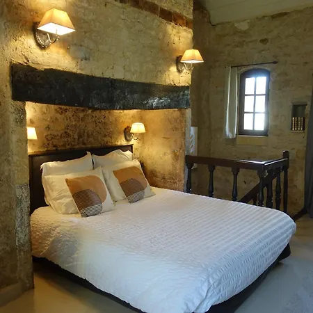Manoir La Barriere - Lot Alojamento de Acomodação e Pequeno-almoço 4*