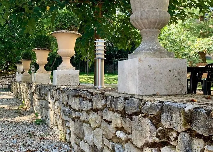 Frühstückspension Manoir La Barriere - Lot 4*